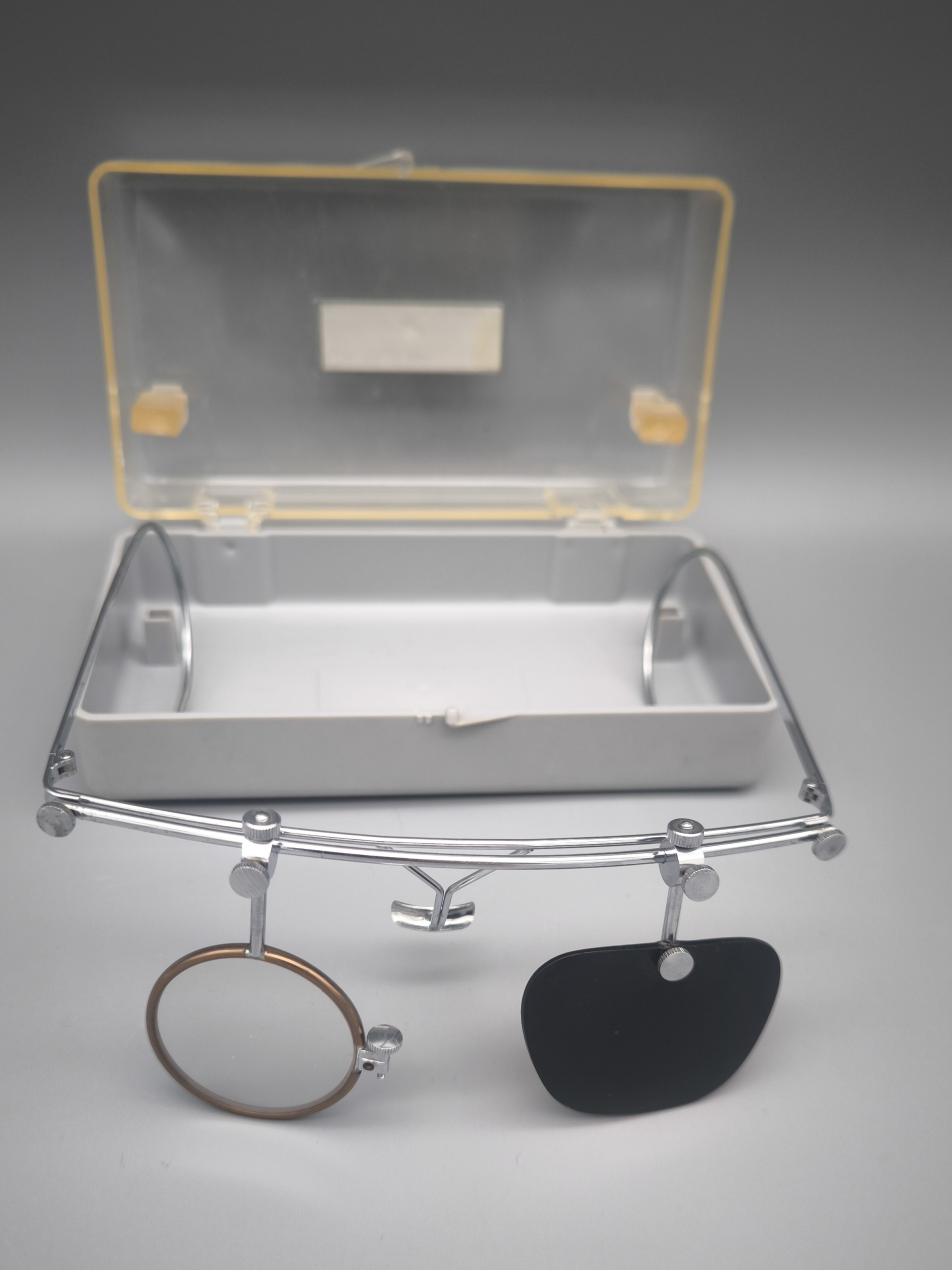 Schießbrille Knoblock mit Augenblende und Box