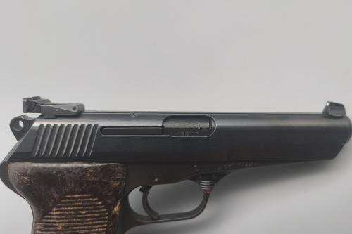 vz. 52 Selbstladepistole 9mm Luger mit LPA Visierung und Wechsellauf im Kaliber 7,62 Tokarev