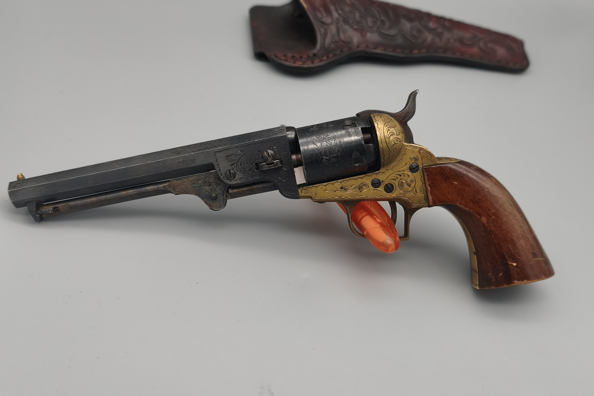 FIE Hege Uberti 1848 .31 Blackpowder Baby Dragoner Perkussionsrevolver
