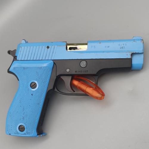 P6 FX Übungspistole der Polizei NRW 9mmFX "FOF CQT" #097 P6 FX Übungspistole der Polizei NRW 9mmFX "FOF CQT" #097