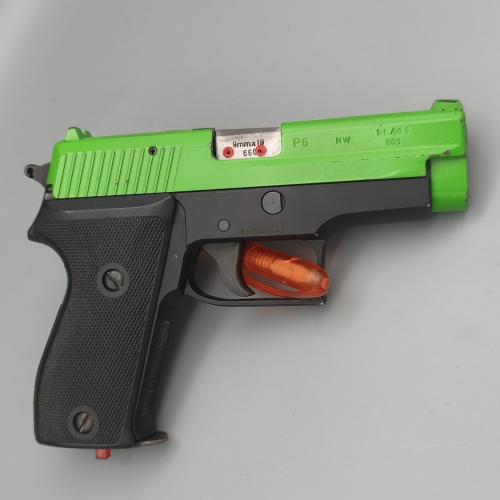 P6 Laser Übungspistole der Polizei NRW "Grünwaffe" CQT" #660