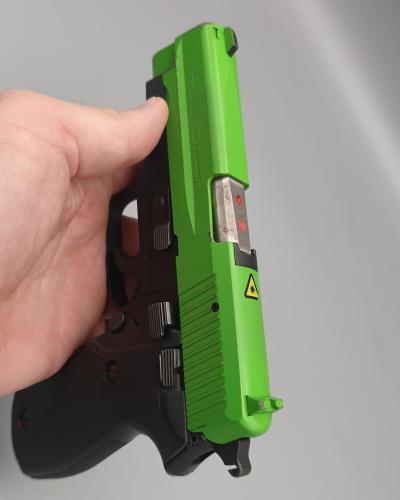 P6 Laser Übungspistole der Polizei NRW "Grünwaffe" CQT" #660
