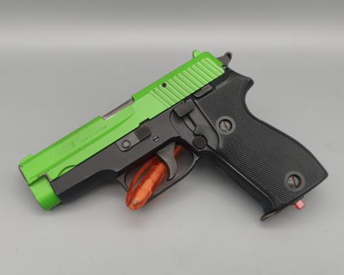 P6 Laser Übungspistole der Polizei NRW "Grünwaffe" CQT" #660