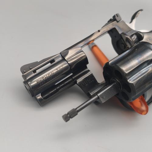 Colt Python 2,5" Combat Revolver .357Magnum #984