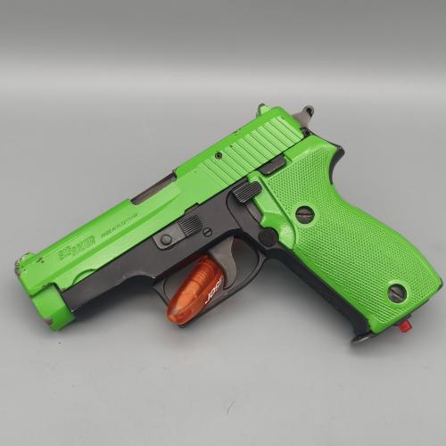 P6 Laser Übungspistole der Polizei NRW "Grünwaffe" CQT" #986