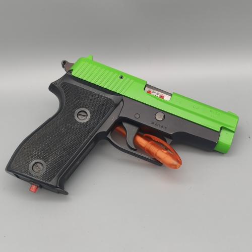 P6 Laser Übungspistole der Polizei NRW "Grünwaffe" CQT" #815