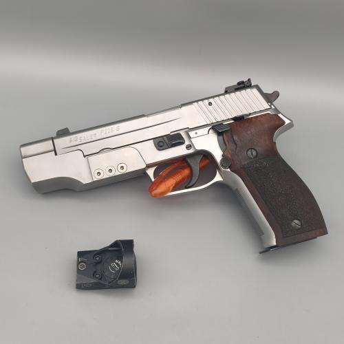 Sig Sauer P226s 9mm Luger mit Laufgewicht und Rotpunkt Romeo1 eckernförder Fertigung