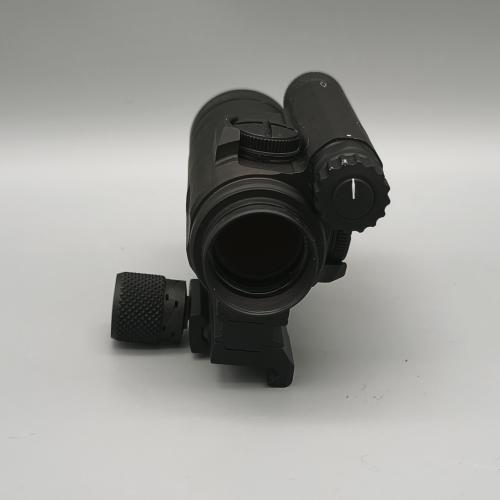 Aimpoint Comp M4 mit QRP2 Montage